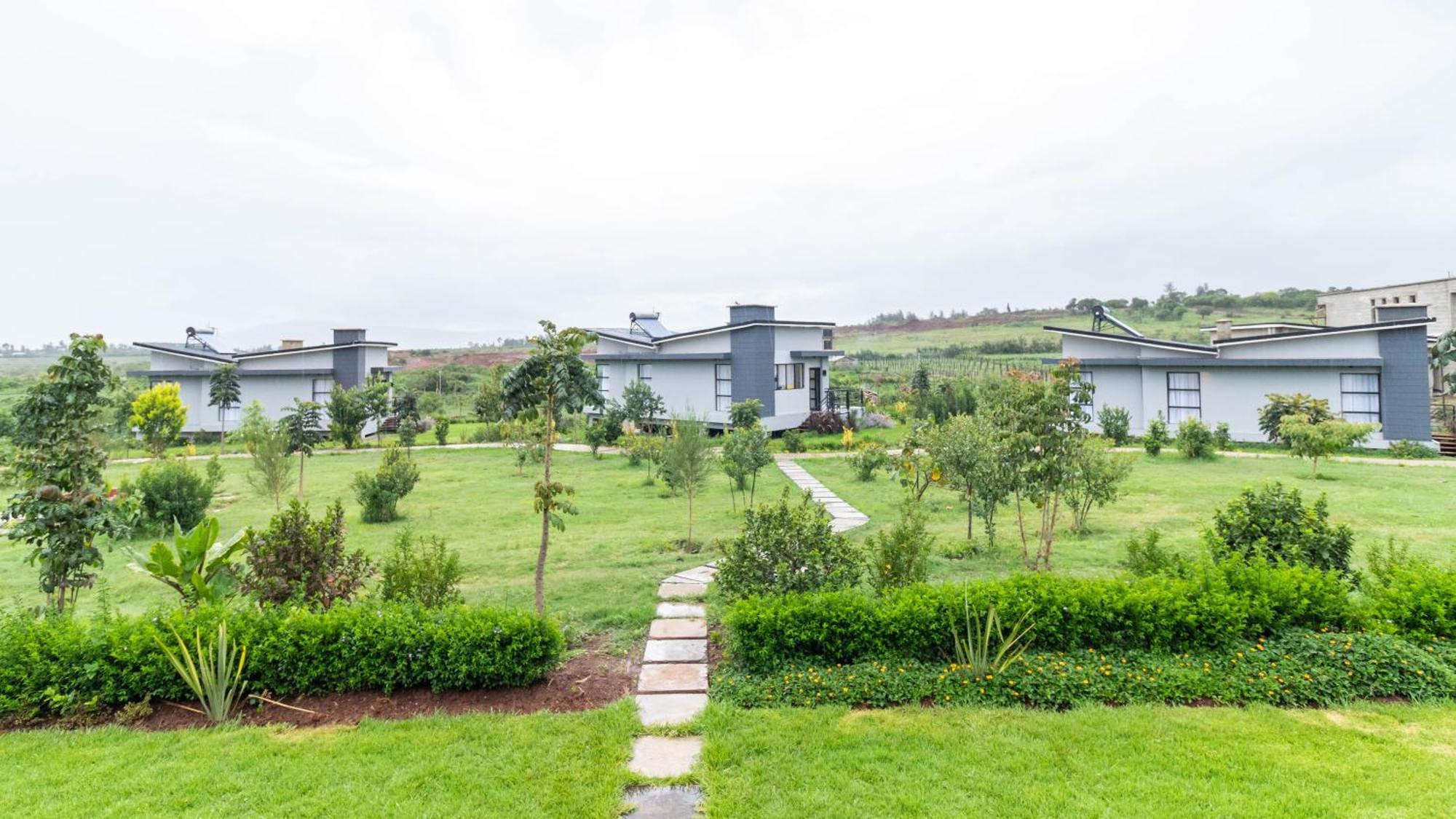 Tufaha Resort Наньюки Экстерьер фото
